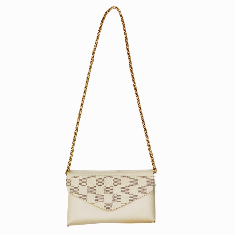 Louis Vuitton Leather Repurposed on Ivory Convertible Bum/Belt/Crossbody Bag - Picture 3 of 11